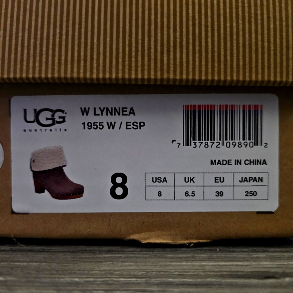 Size 8 Ugg Lynnea